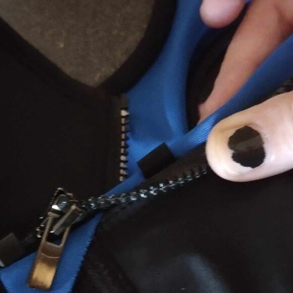 38D Maidenform Women's Sport Secure Zip Front Underwire Racerback Bra Top - Picture 5 of 6